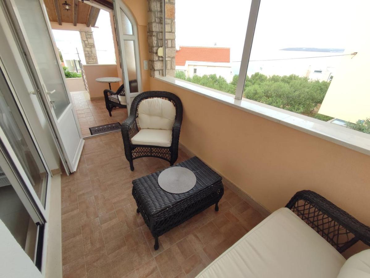Apartment Sandrica Stomorska Exteriör bild